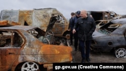 Прокурор МКС Карім Хан під час візиту в Україну, Буча, 2022 рік