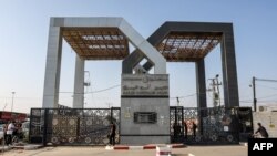 Ворота на прикордонному переході «Рафах» на кордоні з Єгиптом на півдні Сектору Гази, 1 листопада 2023 року