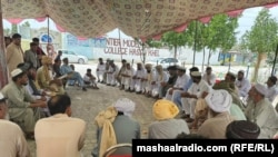 په شمالي وزیرستان کې مشرانو د امنیت په اړه يوشمېر جرګې کړې دي. پخوانی انځور