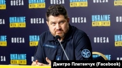 За даними Дмитра Плетенчука, пошкодження стратегічних об’єктів вплине не лише на експорт сирої нафти, а й на довіру компаній до російських портів