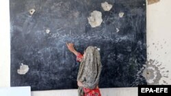 طالبان همچنان مدعی‌اند که حقوق زنان را بر اساس شریعت اسلامی تأمین می‌کنند، اما این ادعا توسط جامعه جهانی رد شده است.