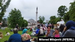 Чарада катнашучылар