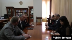 ԱԽ Արմեն Գրիգորյանն ընդունել է Միացյալ Նահանգների Կովկասյան բանակցությունների հարցերով ավագ խորհրդական Լուի Բոնոյին