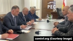 Всего к Алану Гаглоеву со своими проблемами обратились 18 человек