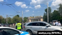 Полицейские в день возможных митингов в Алматы. 1 мая 2023 года