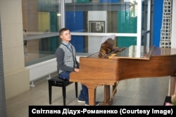 Син Світлани займається із психологом