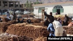 انجیر یکی از محصولات زراعتی افغانستان که به خارج از کشور صادر میشود