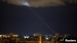 Київ під час нічної атаки сил РФ, 8 травня 2024 року 