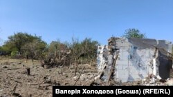 Російський удар по селищу на Дніпропетровщині забрав життя двох людей, ще четверо - поранені. Внаслідок обстрілу в Покровській громаді виникла пожежа, її вже ліквідували. Фото ілюстративне 