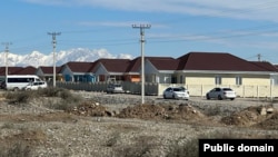 Сузактагы социалдык шаарча 