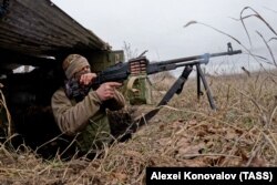 Російський загарбник під Запоріжжям. Кадр з відео, поширеного російським державним агенством ТАСС