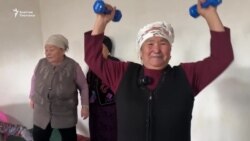 Сузактагы фитнес залга ашыккан апалар