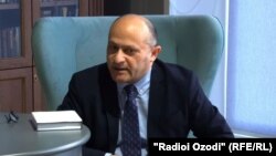 غوث جانباز دیپلومات سابق افغانستان 