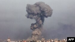 ادامه حملات نیروهای اسرائیل بر نوارغزه