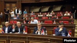 ԱԺ «Հայաստան» խմբակցությունը նիստին, արխիվ