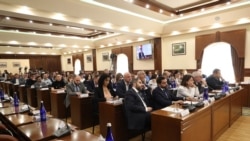 Երևանի ավագանին ցանկանում է մանդատից զրկել Մարությանին և 4 այլ անդամի. ընդդիմությունը դա քաղաքական ճնշում է որակում