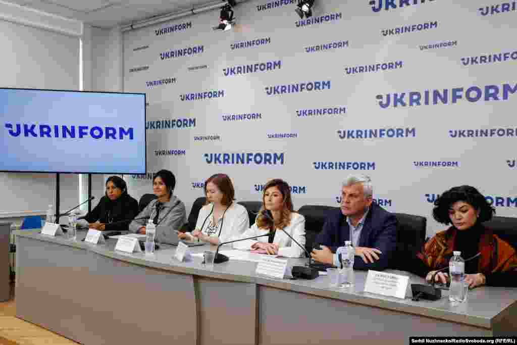 Шляхи порятунку фріласера Радіо Свобода Владислава Єсипенка та інших кримських журналістів, ув&rsquo;язнених Росією, обговорювали у Києві. Україна, 5 жовтня 2023 року Єсипенко затриманий у березні 2021 року ФСБ Росії в анексованому Криму за надуманими звинуваченнями.&nbsp;