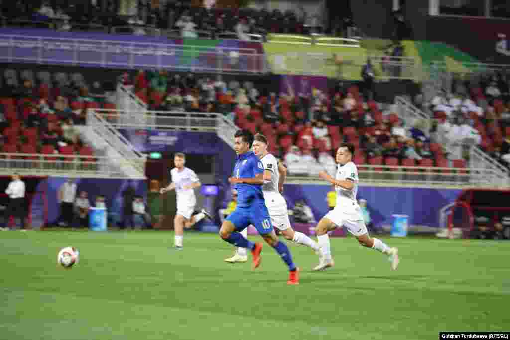  Башкы машыктыруучу Штефан Таркович Катарга жаңыланган команданы алып барды. Курамдын лидери саналган бир нече оюнчу, анын ичинде жарым коргоочу Алимардон Шүкүров, коргоочу Валерий Кичин жараатынан улам мелдешке катыша албай турганы буга чейин&nbsp;айтылган. 