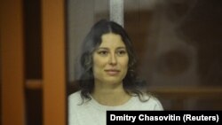 Ксения Карелина сотто. 