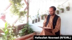 امان الله وفایی یکی از شاعران ولایت غور