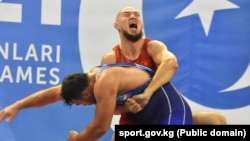 Үзүр Жузупбеков. 