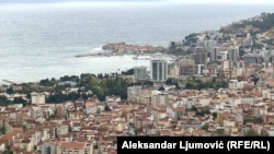 Український гурт «Ляпіс 98» напередодні повідомив, що запланований у клубі в місті Будва концерт не відбудеться