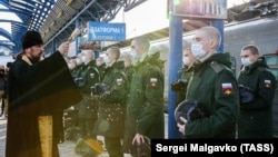 За даними Генштабу ЗСУ, російське командування таким чином намагається підняти рівень морально-психологічного стану військових РФ