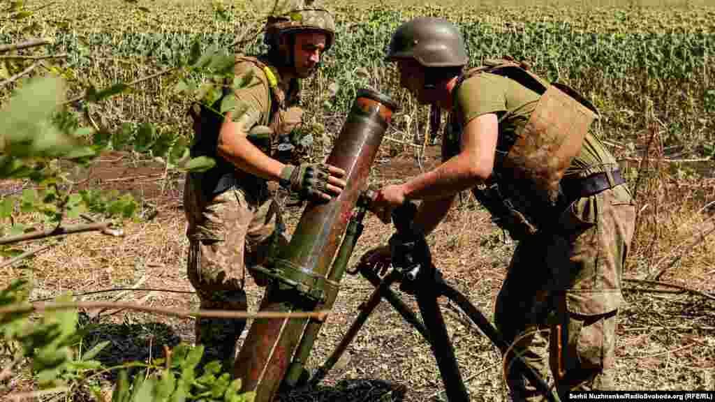 У&nbsp;цей час бійці розрахунку вносять останні корективи для визначення напрямку для ураження цілі&nbsp;