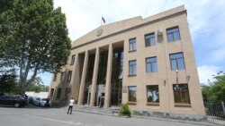 Կալանավորումից 3 օր անց էլ դատարանը դեռ չի տրամադրել ընդդիմադիր գործիչ Ավետիք Չալաբյանի կալանքի որոշումը