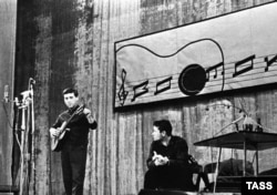 Володимир Висоцький виступає у Москві. Серпень 1963 року