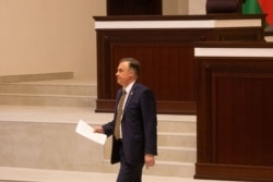 Андрэй Савіных