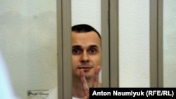 Олега Сенцова 