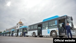 Новые автобусы производства компании YUTONG прибыли в Бишкек. 24 апреля 2019 года.