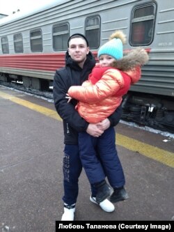 Андрій із сестрою Ангеліною