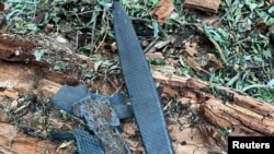 Фрагменты российского беспилотника на земле вблизи села Плауру, Румыния, 25 июля 2024 года