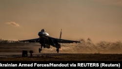 «Отримали запчастини і комплектуючі для відновлення і ремонту парку літаків, які є на озброєнні авіації Повітряних сил, що дозволить поставити до строю більше техніки»