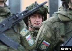 Орусиянын аскерлери ЖККУнун миссиясы менен Алматыда. 13-январь, 2022-жыл.