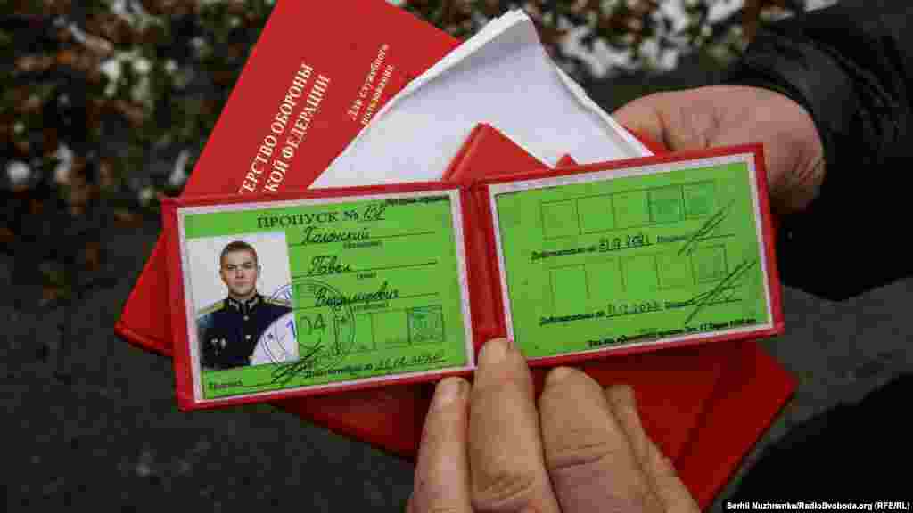 Бер Русия хәрбиенең Бучадагы бәрелешләр урынында табылган документы