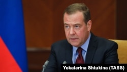 Дмитрий Медведев 