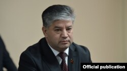 Равшанбек Сабиров.