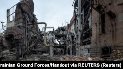 Вид на теплоелектростанцію, зруйновану обстрілами під час наступу Росії на Україну, у місті Охтирка, Сумська область, Україна, 14 березня 2022 року. Архівне фото