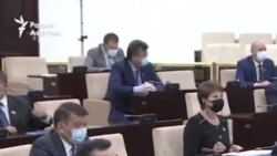 «Журналисты такие вопросы не задают», или Как депутаты провели каникулы?