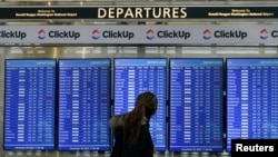 Згідно з даними сайту FlightAware, на 24 грудня вже скасовано трохи більше ніж 1000 рейсів