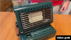 Прилад для приготування і обігріву кімнати за допомогою газового балону