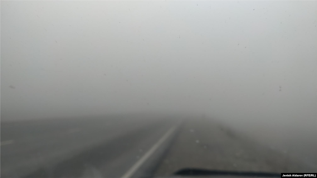 Баткенде жолдорду туман каптаган.&nbsp;