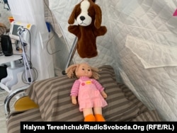 Дитяче ліжечко