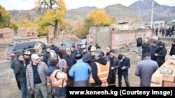 Жогорку Кеңештин төрагасы Нурланбек Шакиев Баткен облусунда.