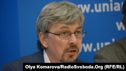 Ткаченка цікавлять місцеве самоврядування та гуманітарна політика