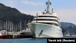 Русия байларының яхталары хәзер кайда