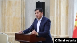 Чолпонбек Акматов.